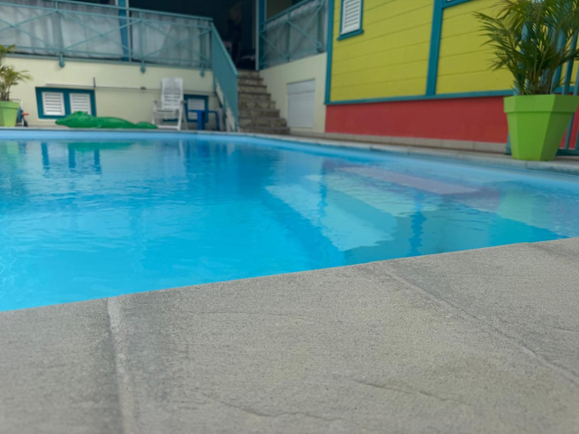 Les Marches De Paulina Apartment Sainte-Luce Ngoại thất bức ảnh